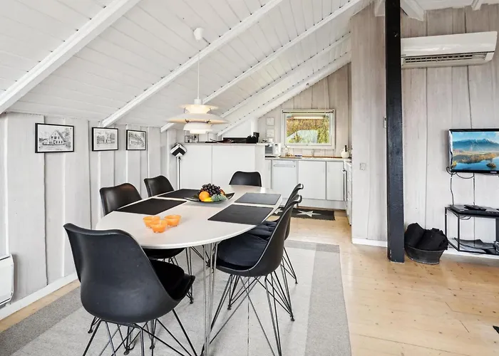 Anu - 400m From The Sea By Interhome